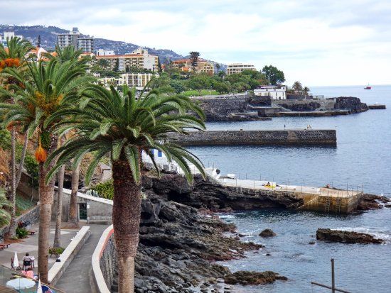 Passeio Público Marítimo e Jardins do Lido
